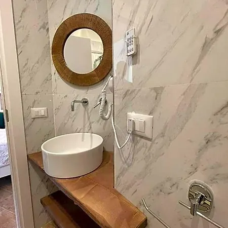 Bed & Breakfast Granoro 4*